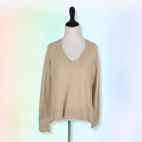 J. Crew H3911 alpaca merino wool V-Neck Super Soft‎ Yarn Hi-Lo Sweater Size S - Picture 1 of 3